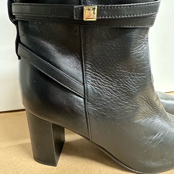 Elegant Black Leather Aquatalia Ankle Boots Made in Italy - Picture 2 of 8